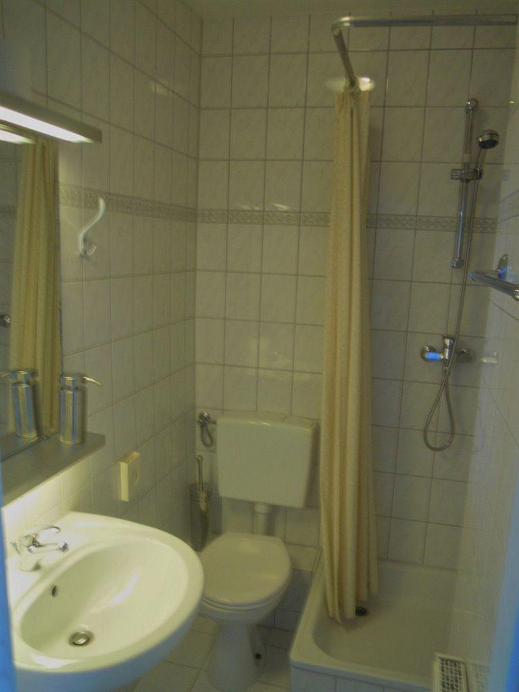 Am Ostseegarten Hotel Lohme Bagian luar foto